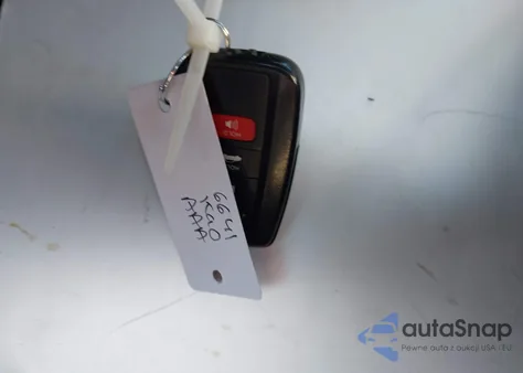 2019 Toyota Camry Se z USA, uszkodzony, nr VIN 4T1B11HK1KU733408